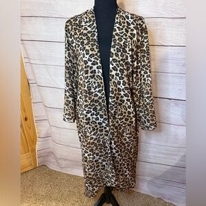 NEVER WORN leopard print cardigan/shawl